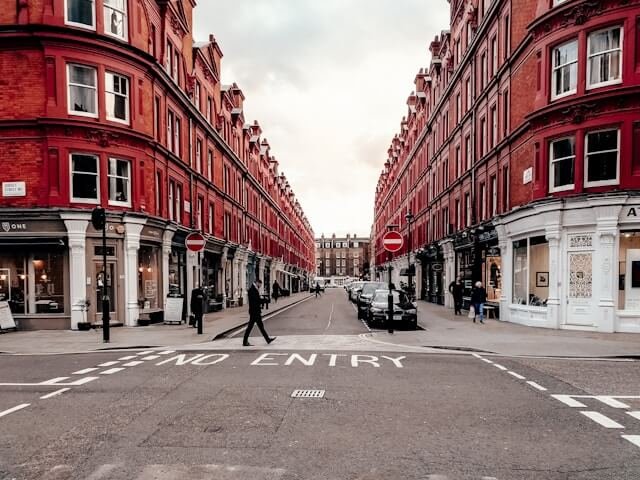 Shopping and personal errands City rides Leicester